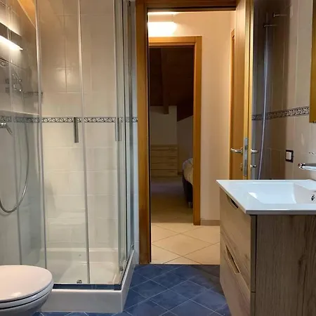 La Fossola - Vicino Al Bernina Express Apartment